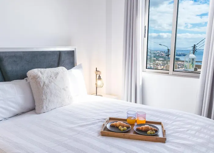 Midnight House By Atlantic Semesterbostad *