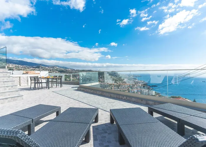 Midnight House By Atlantic * Câmara de Lobos